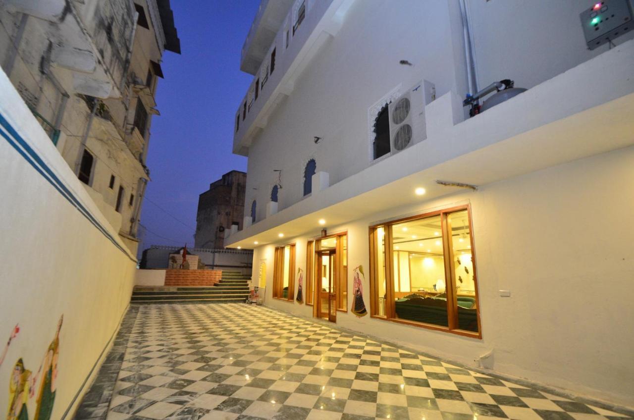 Hôtel Aaram Mahal By Pachar Group à Udaipur Extérieur photo